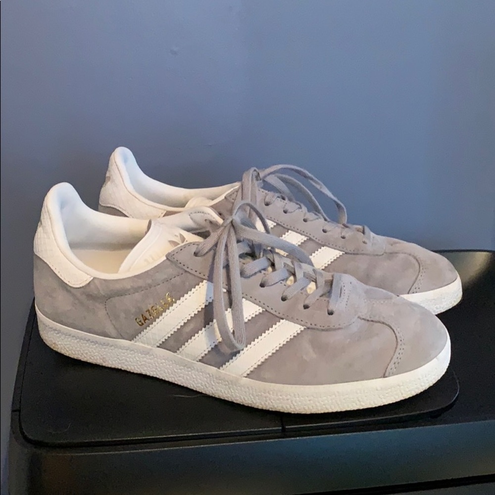 Adidas Gazelle Suede Tennis Shoes